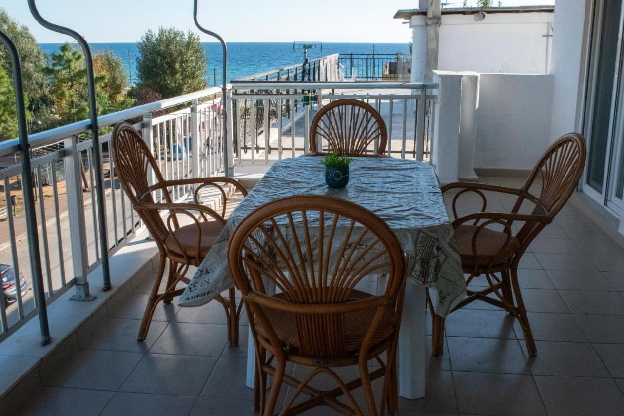 Kalliani House Vila Kiki Floyitá Eksteriør bilde